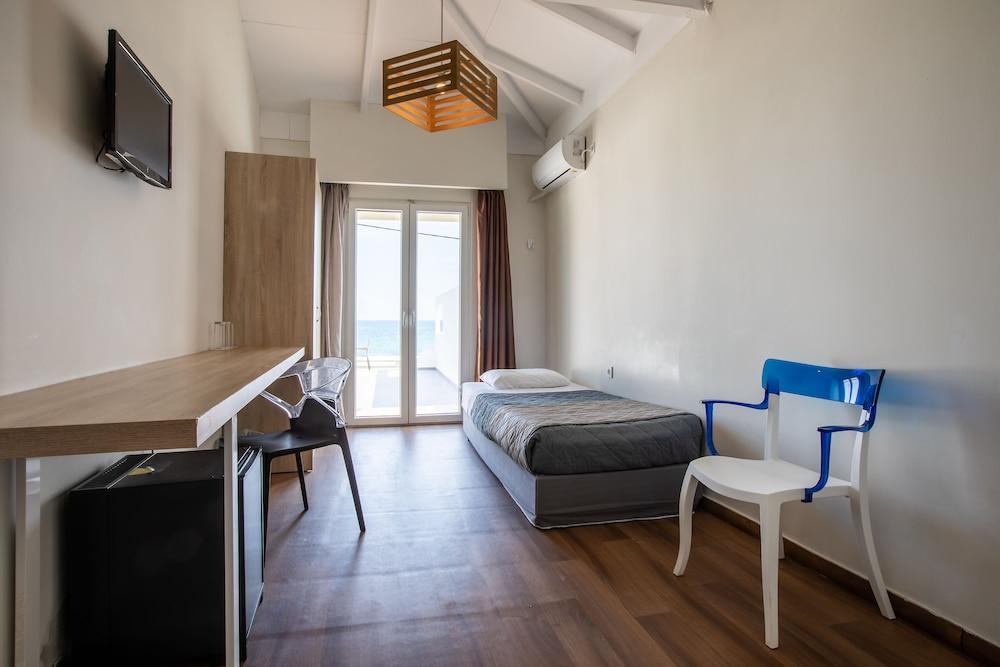 Arkadianos Aparthotel Agios Sostis  외부 사진