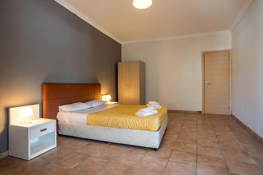 Arkadianos Aparthotel Agios Sostis  외부 사진