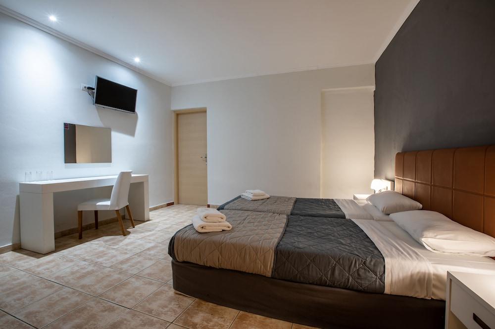 Arkadianos Aparthotel Agios Sostis  외부 사진