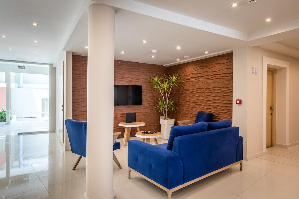 Arkadianos Aparthotel Agios Sostis  외부 사진
