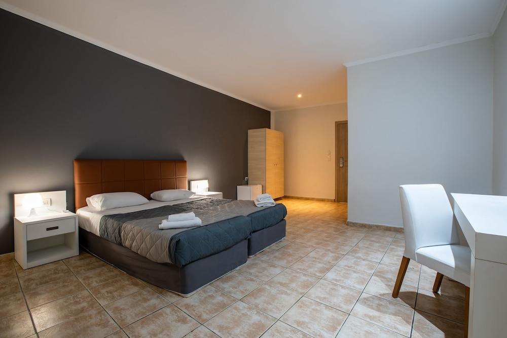 Arkadianos Aparthotel Agios Sostis  외부 사진
