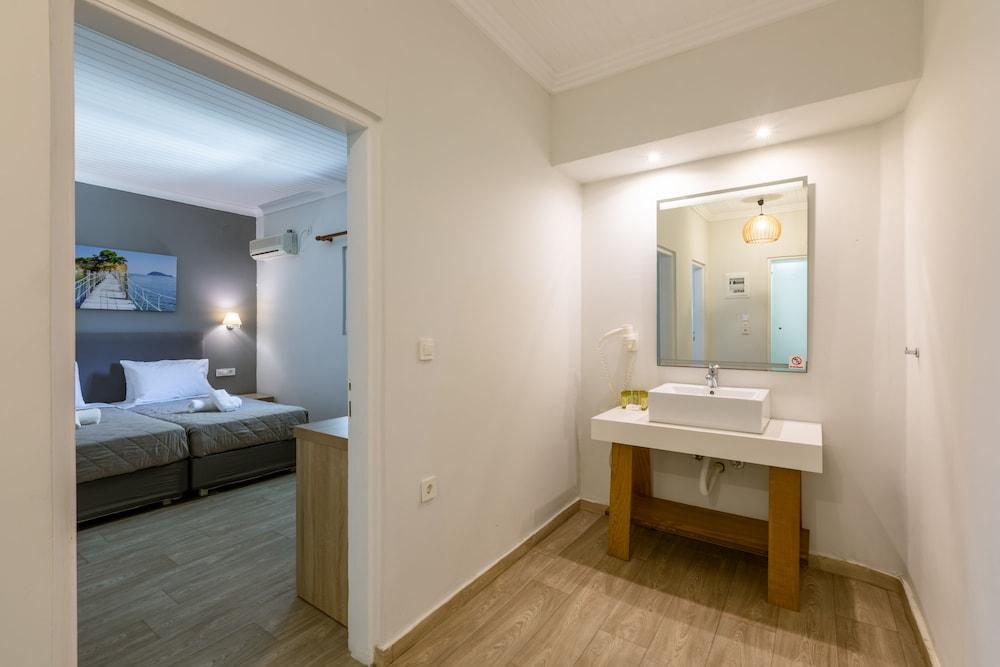 Arkadianos Aparthotel Agios Sostis  외부 사진