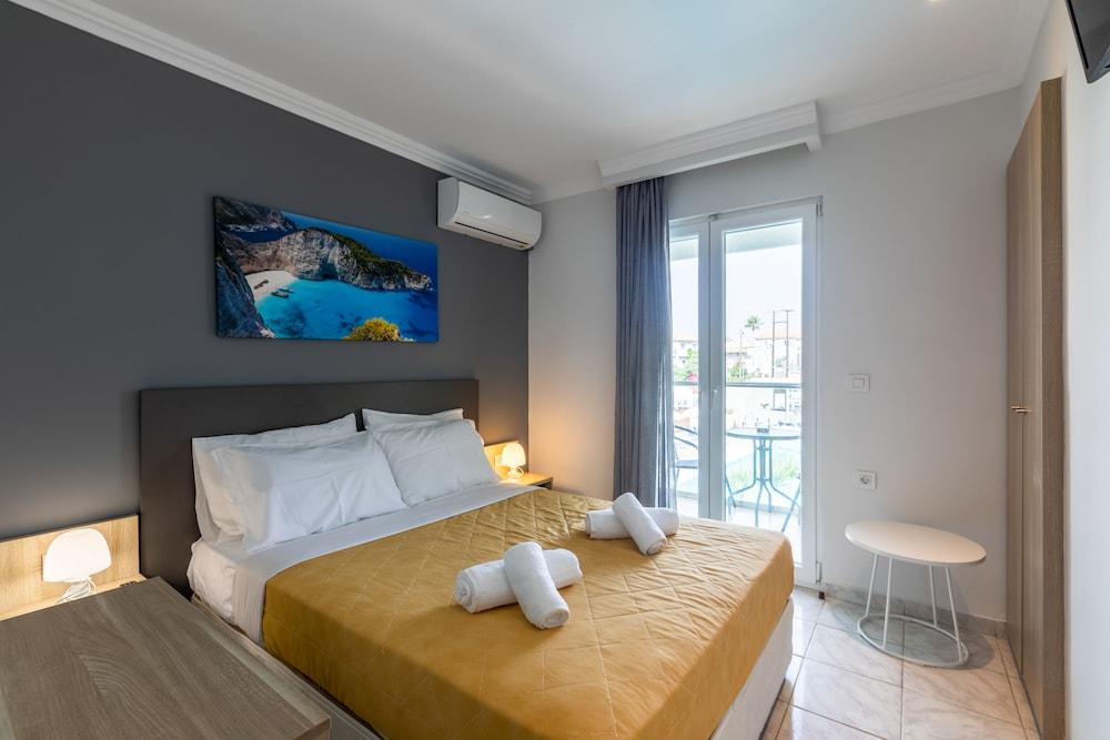 Arkadianos Aparthotel Agios Sostis  외부 사진
