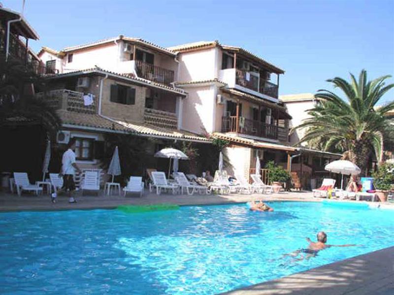 Arkadianos Aparthotel Agios Sostis  외부 사진