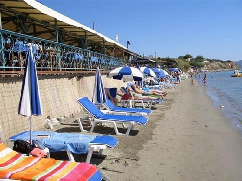 Arkadianos Aparthotel Agios Sostis  외부 사진