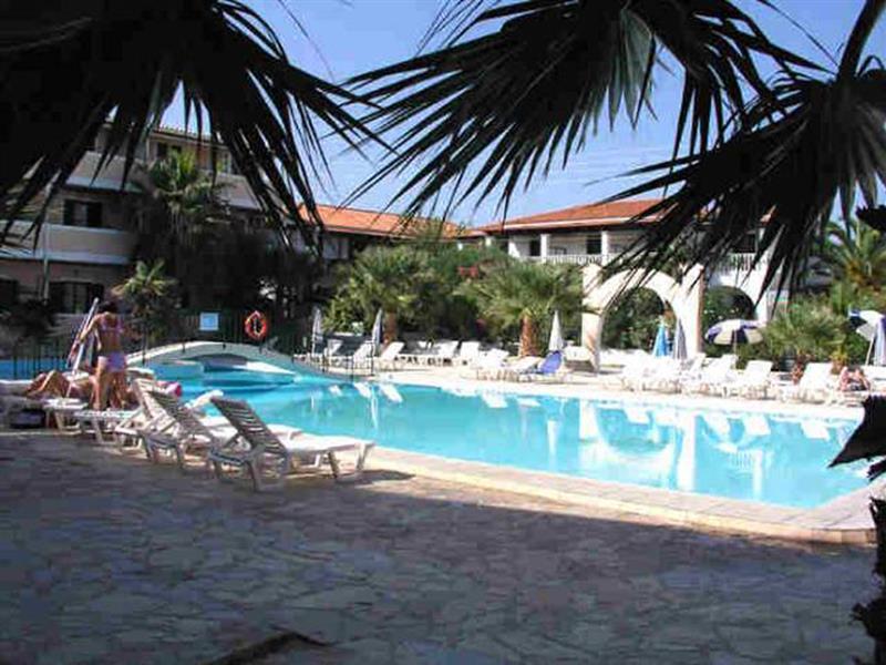 Arkadianos Aparthotel Agios Sostis  외부 사진